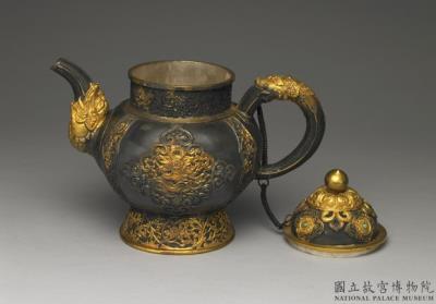 图片[2]-Silver pot with turquoise inlay and gold openwork dragon decoration, Qing dynasty, 18th c., probably a Qing court work-China Archive